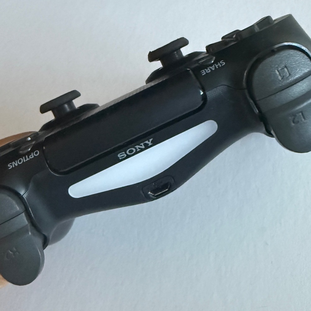 Xbox controller - Picture 3 of 3